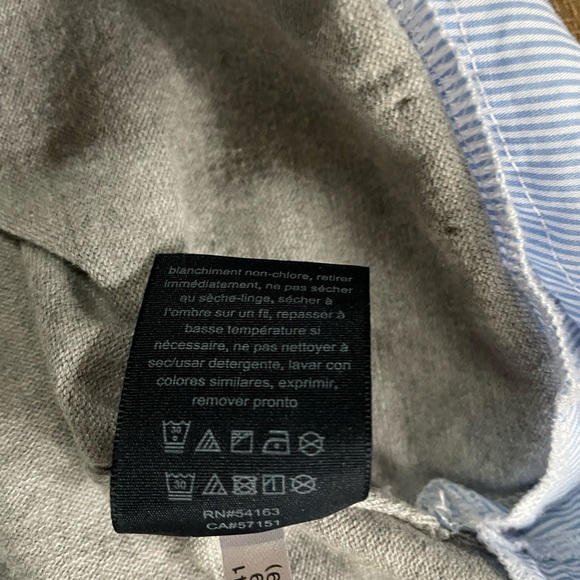 Tommy Hilfiger Collared Knit Sweater (L) - Picture 12 of 12